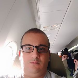 Meet your Posher, Faycal